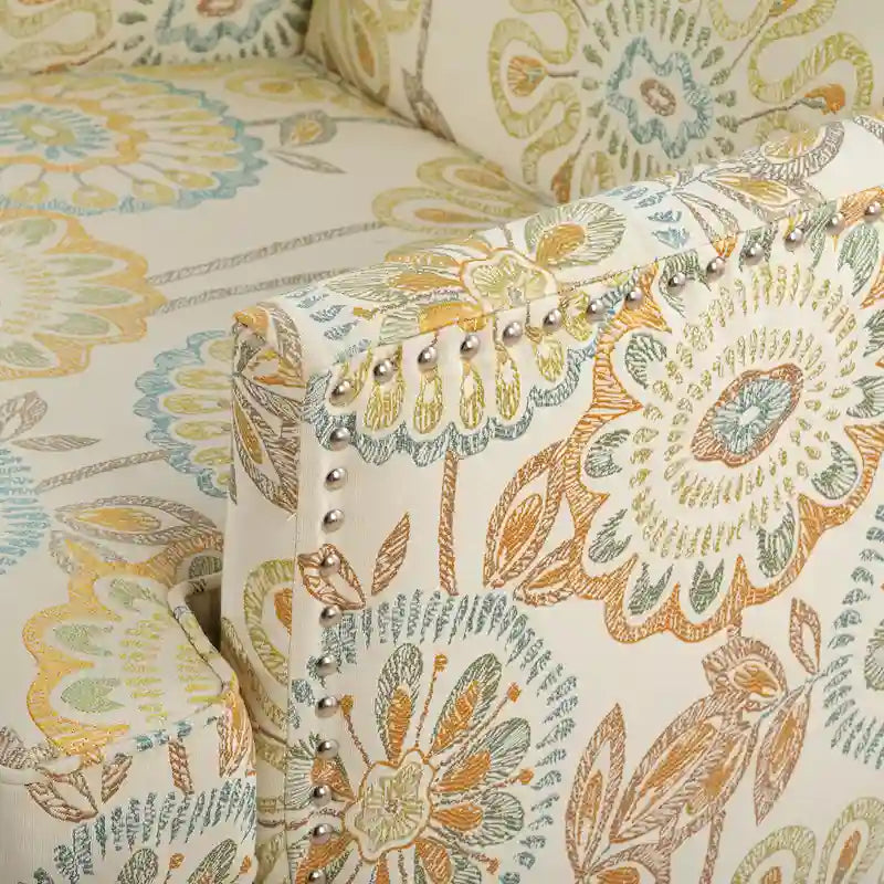 Fauteuil d'appoint moderne pour salon avec pieds en bouleau et revêtement en tissu confortable